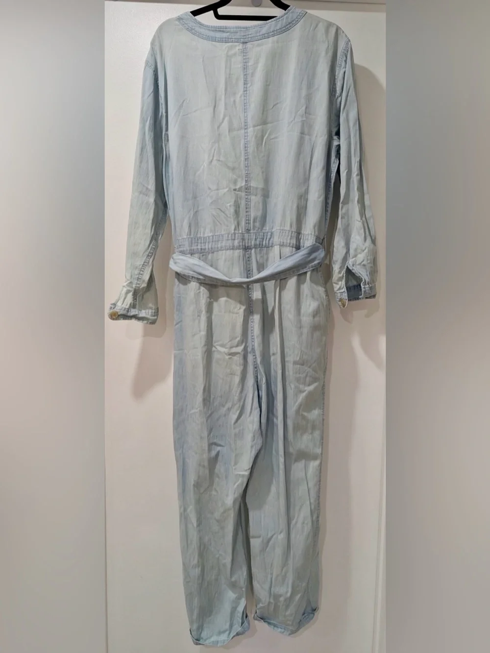 GAP - CHAMBRAY JUMPSUIT - STYLISH, RELAXED COMFORT WEAR - Picture 5 of 5